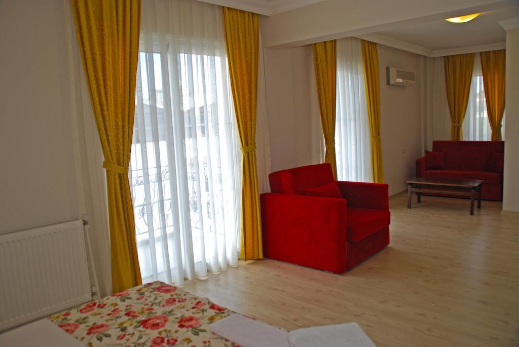 Melaike Hotel Fokaja Zewnętrze zdjęcie