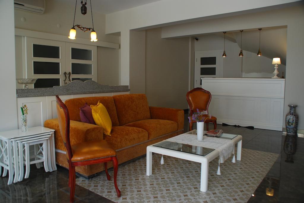 Melaike Hotel Fokaja Zewnętrze zdjęcie